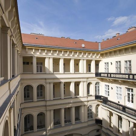 Nn Apartman Βουδαπέστη Δωμάτιο φωτογραφία